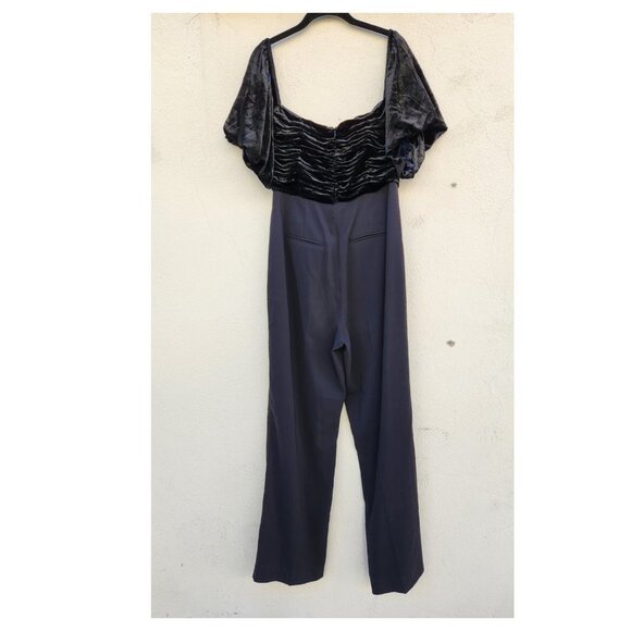 Reiss Julianna Puff Sleeve Velvet Off-Shoulder Jumpsuit - Picture 5 of 12